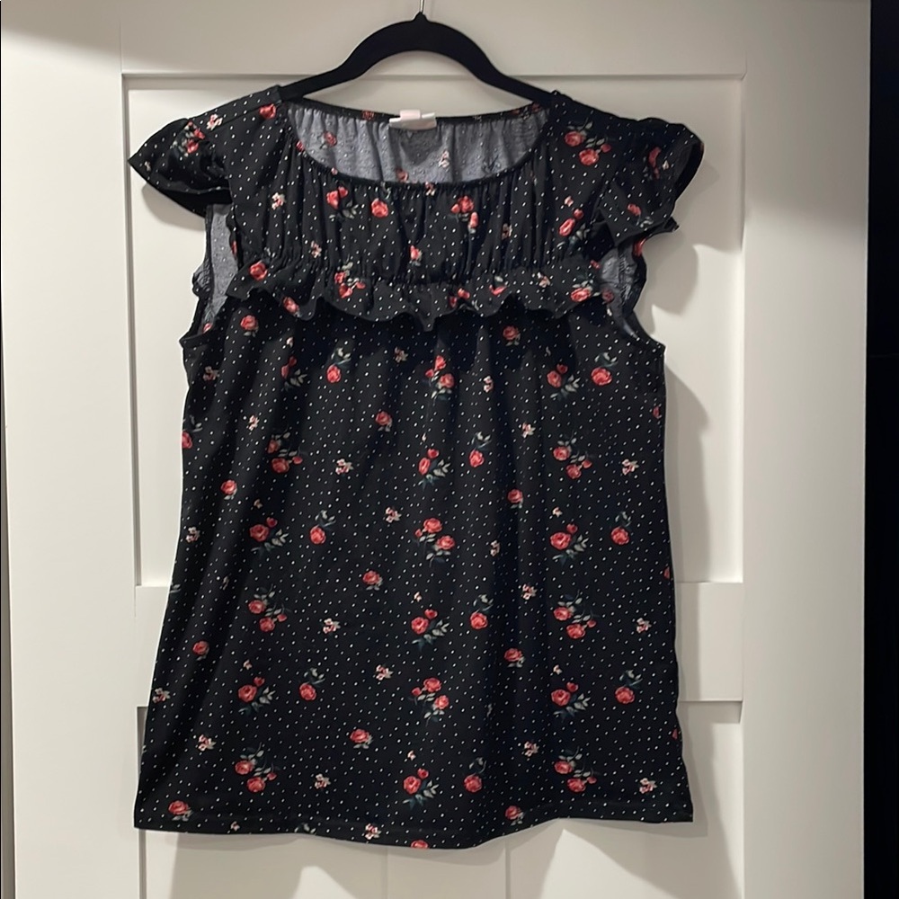 LuLaRoe black Stasha top with dark peach flowers size small